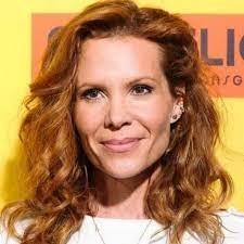 shoutout from Robyn Lively