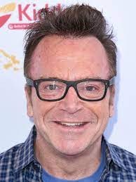 shoutout from Tom Arnold